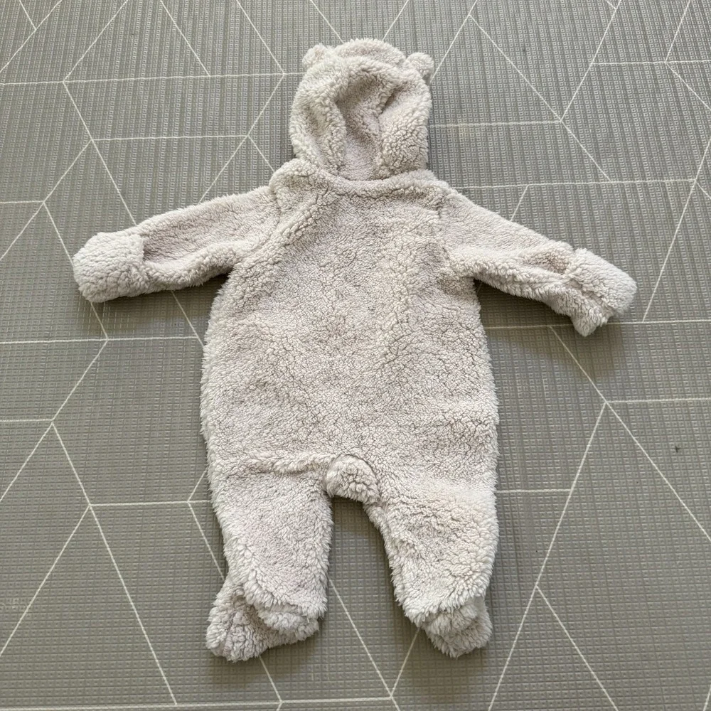 Baby Gap Hooded Bunting Snow Suit Sherpa Fleece 0-3M Teddy Bear Hood